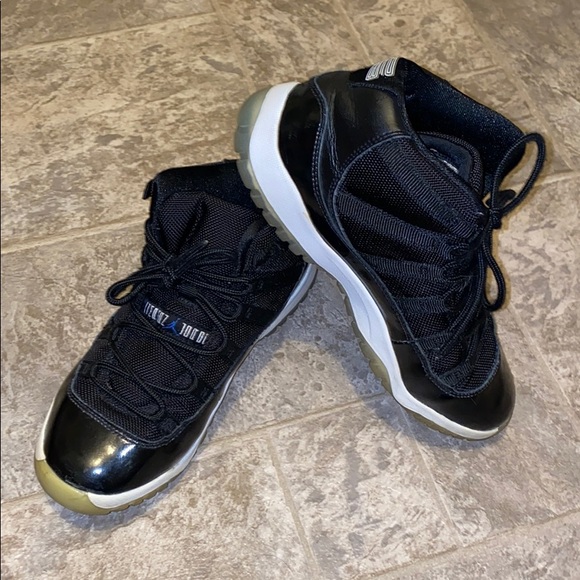 09 SPACEJAM 11’s - Picture 3 of 4